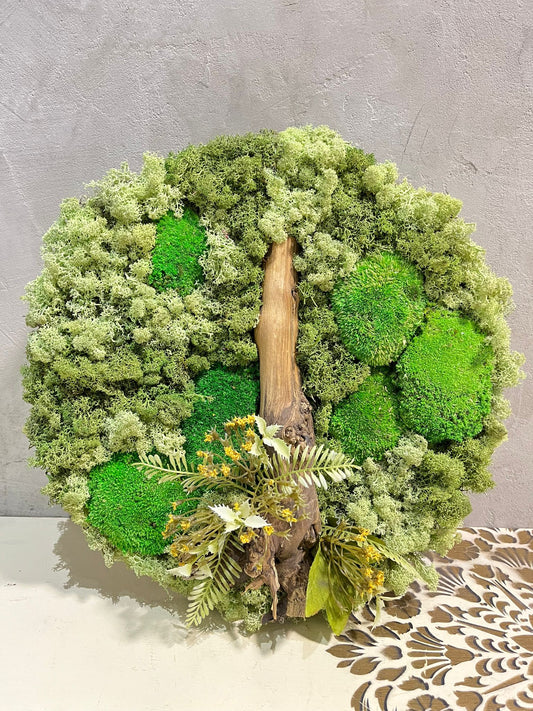 Lesní harmonie: Kulatý mechový obrazz 40cm