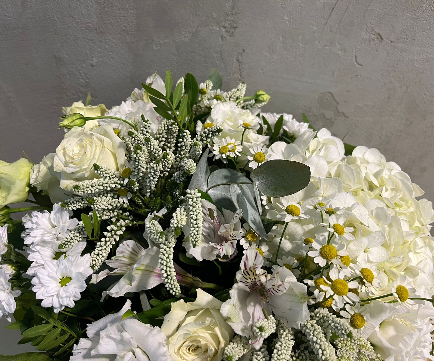 Jemná bílá elegance