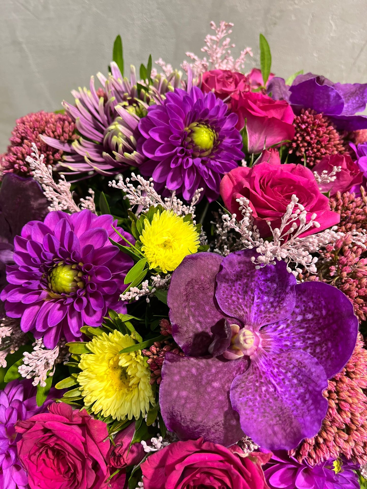 Váhy - střední kytice