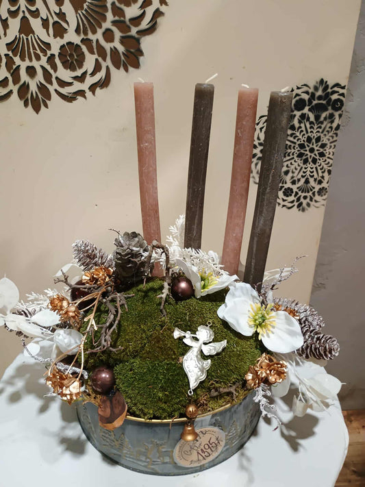 Adventí Dekorace s Mechoem